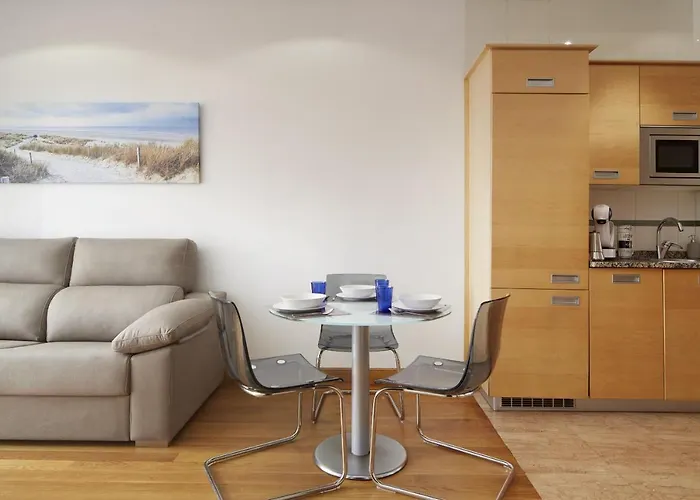 Itsaskirri - Basque * San Sebastián